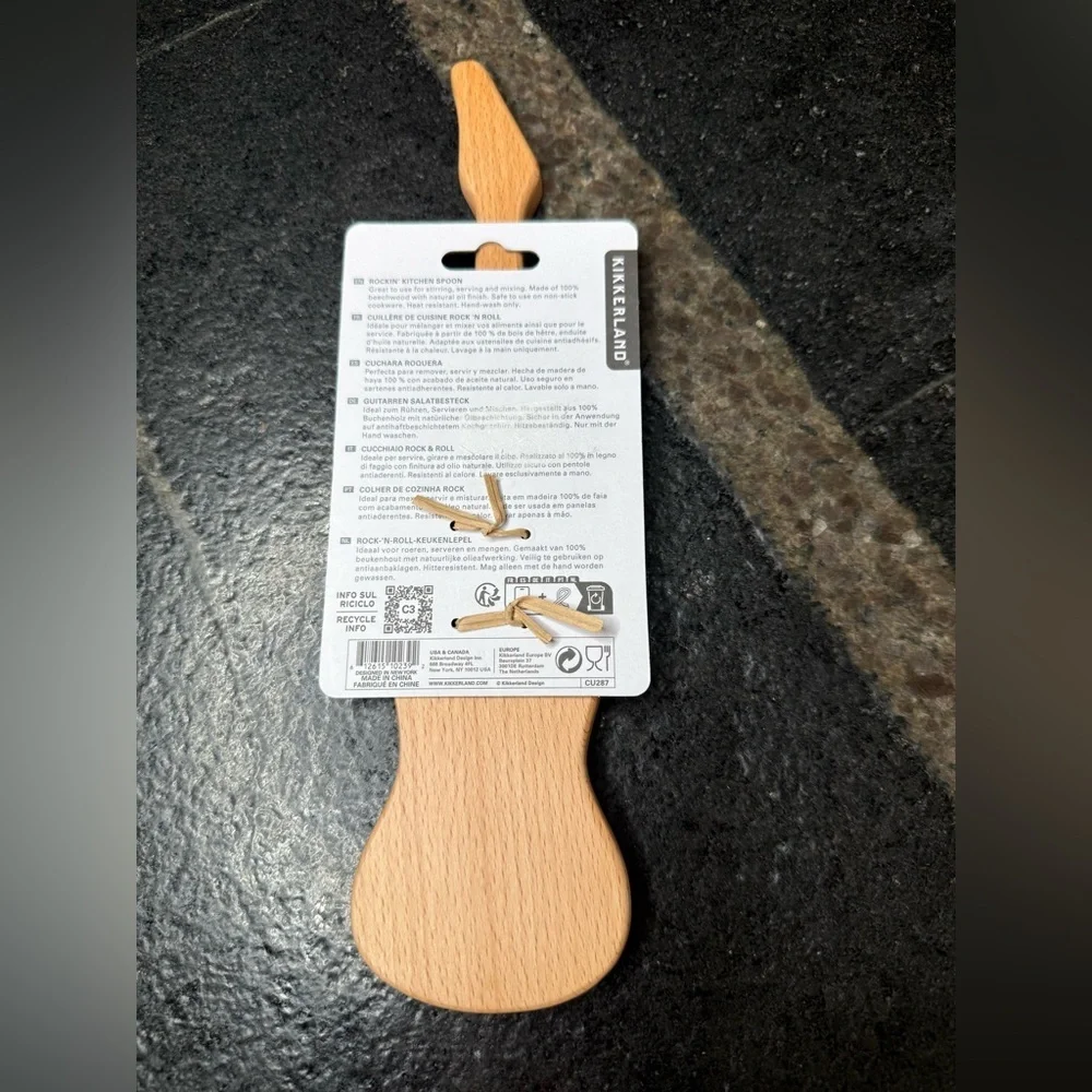 Kikkerland Rockin’ Kitchen Spoon – Guitar Design